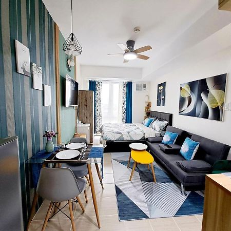 Kasara Urban Residences Manila Esterno foto