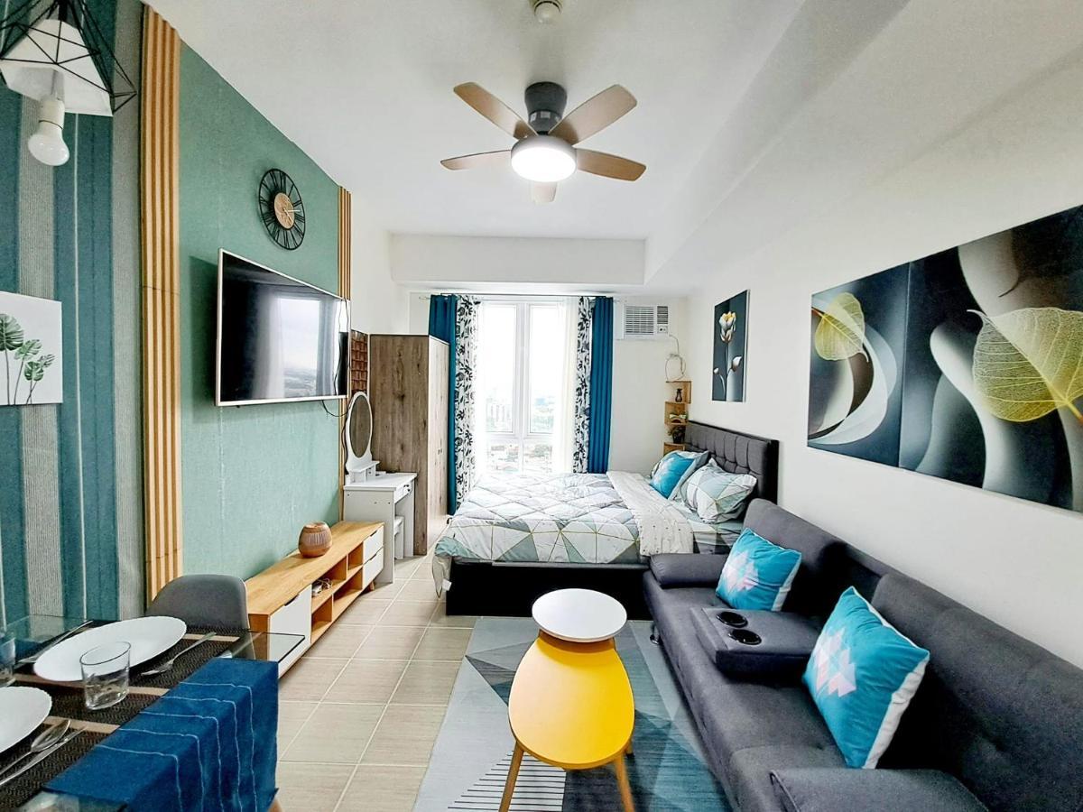 Kasara Urban Residences Manila Esterno foto